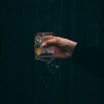 여성 건강, 작은 습관이 만든다… 바쁜 일상 속 똑똑한 관리법 person holding clear drinking glass with water